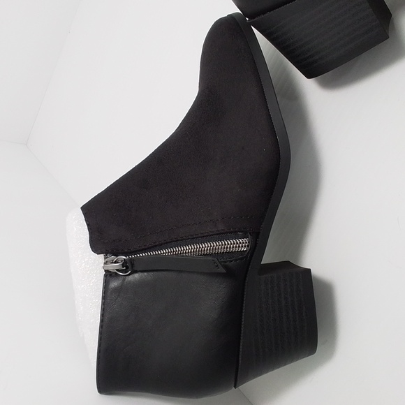 Black Booties Size 6 NEW - Picture 3 of 10